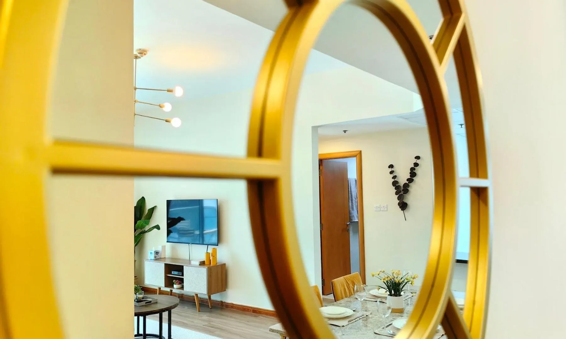 1 Bedroom Renovated Apartment In Marina Diamond 3 Close To Tram And Metro Ντουμπάι